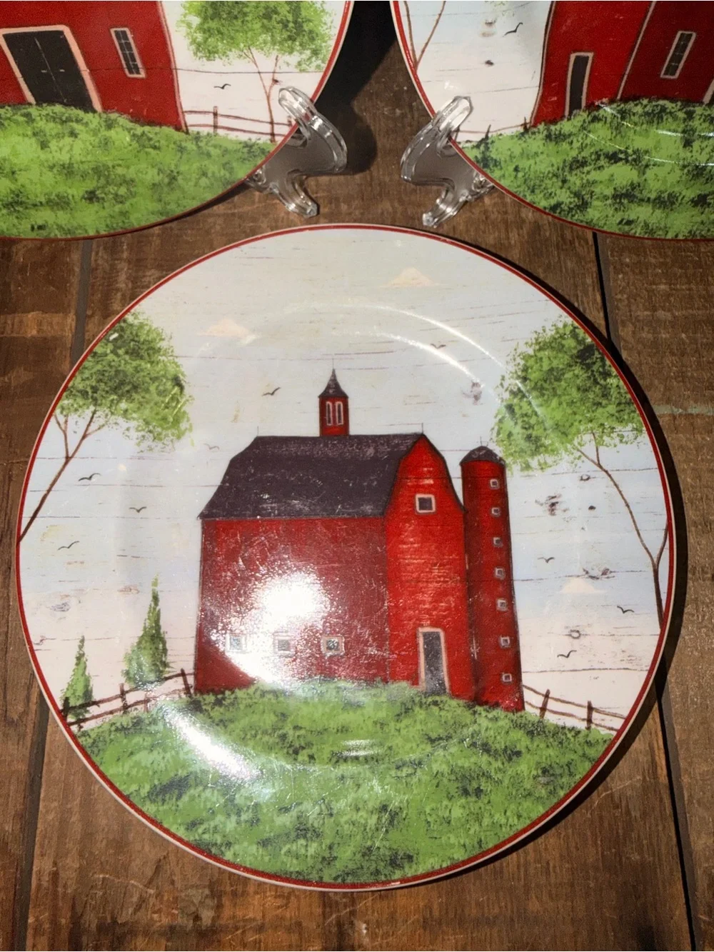 “Barns” Certified Warren Kimble 1998 Barn Dinner Plates Set of 3 Sakura NY USA